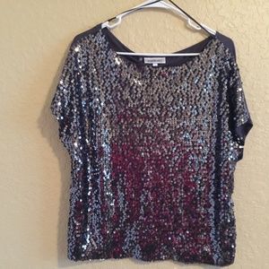 Jennifer Lopez sequined short sleeve top